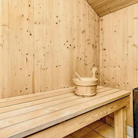 6 Person Holiday In Lb K Feriehus