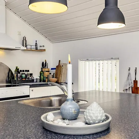 6 Person Holiday In Lb K * Ålbæk
